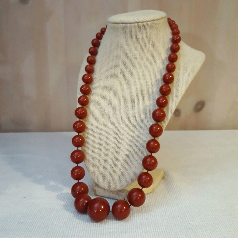 Vintage Beaded necklace